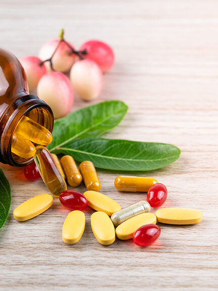 alternative-medicine-vitamin-supplements-from-natural-herbs_864x576