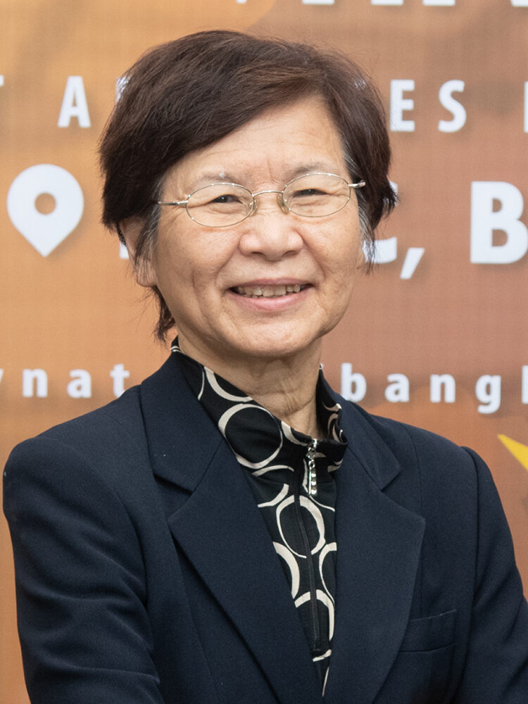 Chureeratana-Bowonwatanuwong_1000x1000