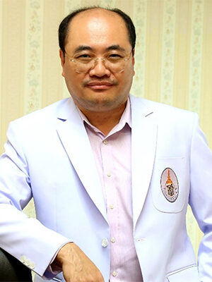 วรพจน์-ตันติศิริวัฒน์_400x400