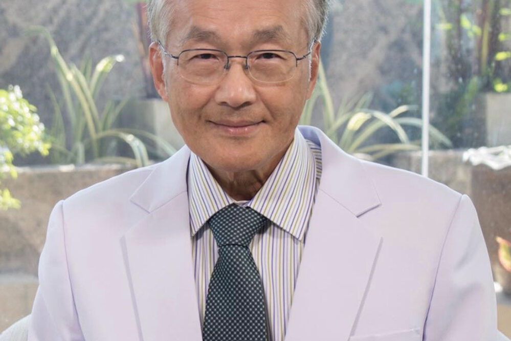 Manoon-Leechawengwongs